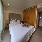 Apartman Nogalera Quintessence With Private Parking By Namaste Elite