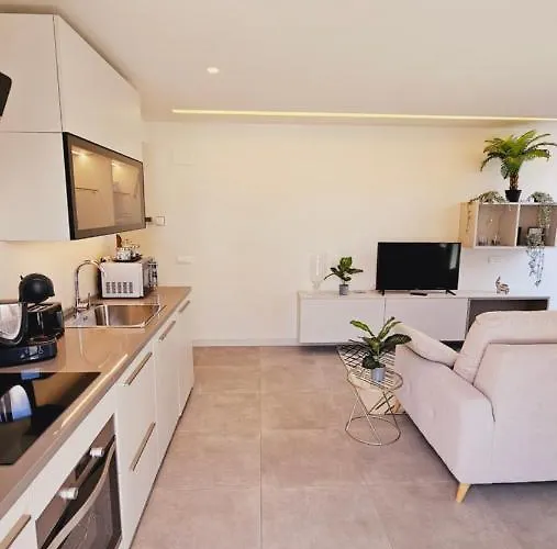 Nogalera Quintessence With Private Parking By Namaste Elite * 托雷莫利诺斯