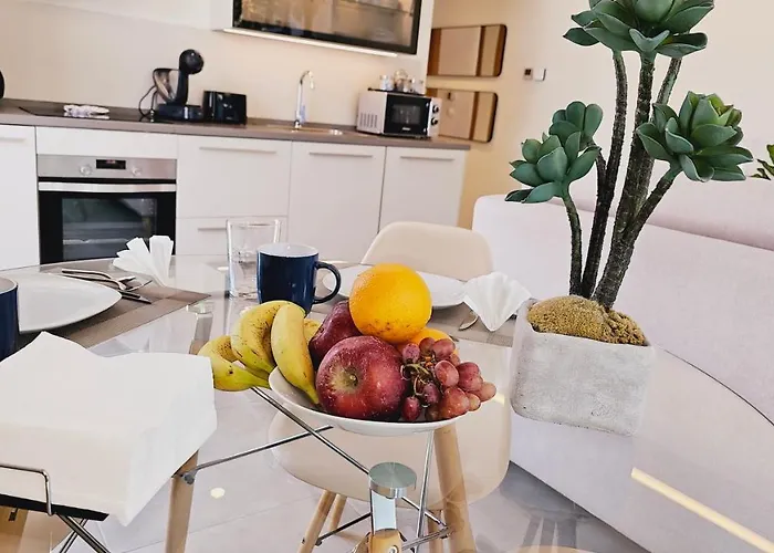 Nogalera Quintessence With Private Parking By Namaste Elite * Torremolinos