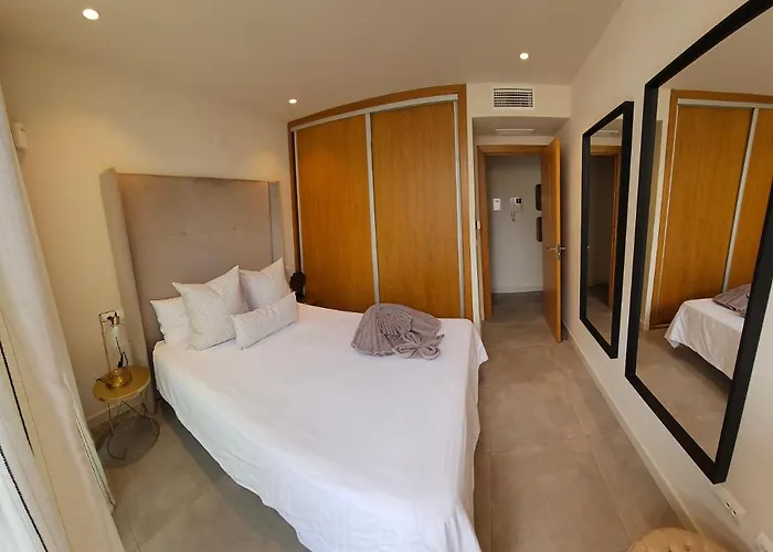 Nogalera Quintessence With Private Parking By Namaste Elite * Torremolinos