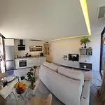 Nogalera Quintessence With Private Parking By Namaste Elite Apartment *
