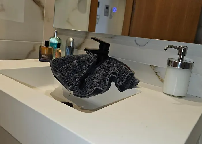 Nogalera Quintessence With Private Parking By Namaste Elite *